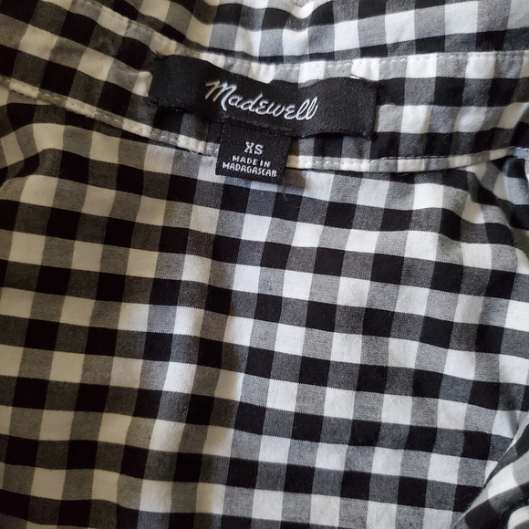 Madewell Gingham-Play Button-Down Shirt - Picture 4 of 4